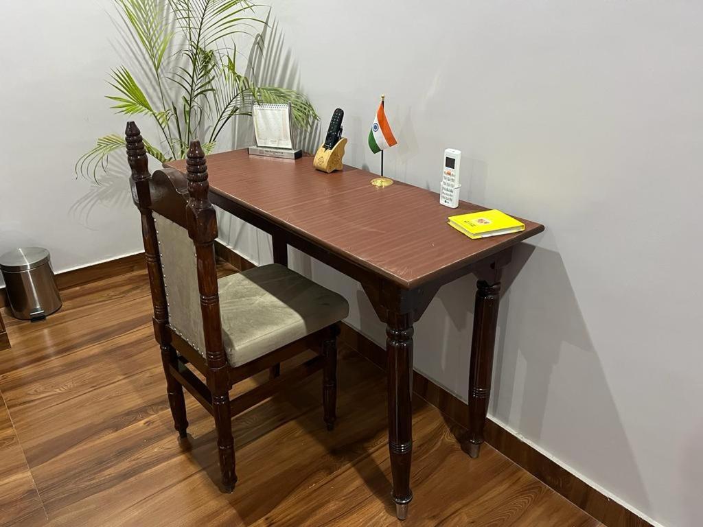 Colonel'S Abode Apartman Agra  Kültér fotó