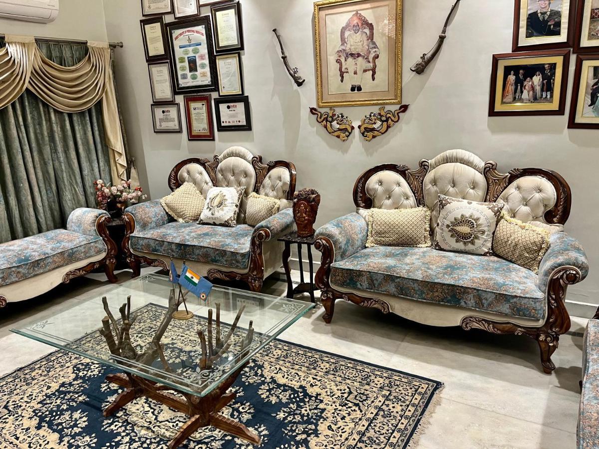Colonel'S Abode Apartman Agra  Kültér fotó